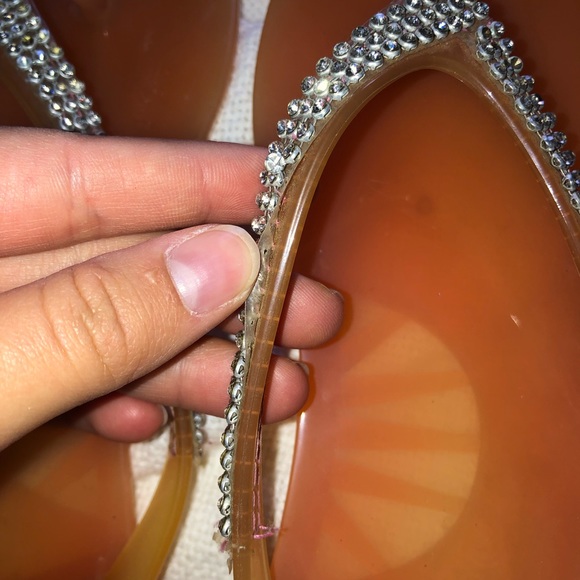 Glittery peach flip flops - Picture 3 of 7